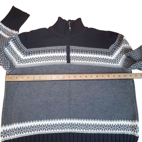 Lands' End Women's Black and Gray Fair Isle Quarter Zip Sweater. XL. H110 - Picture 9 of 9